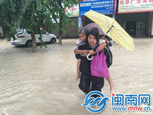 9299ʱǿ굼ϰ·ػˮһ޷ͨСֳѲϰйЭ־֪󣬽˱һ͵ҽԺ