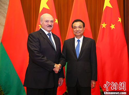 李克强会见白俄罗斯总统卢卡申科