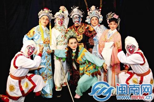 新加坡陶融儒乐社剧照