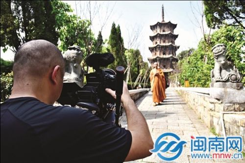 宣传片开机，拍摄了开元寺的农历廿六勤佛日