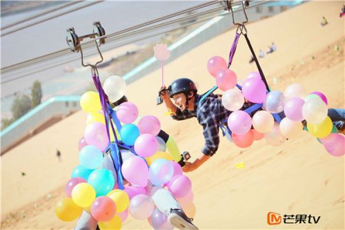 《爸爸去哪儿4》最难熬十分钟 高空挑战吓坏萌