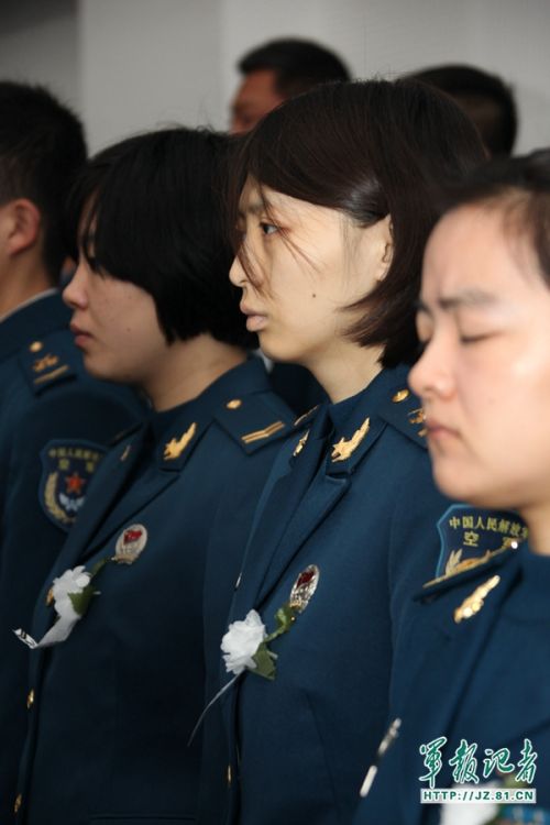 女飞行员余旭烈士悼念地点现场最新图片 网上灵堂怀念