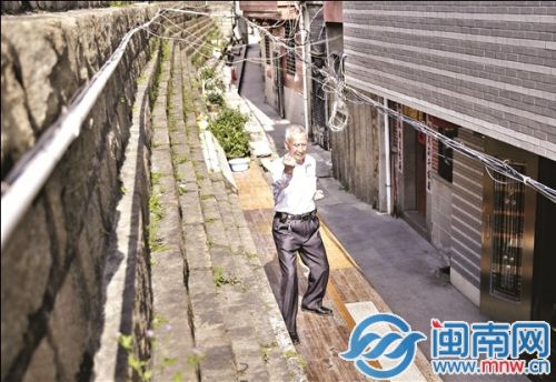 黄天禄的一天，从练习五祖拳开始