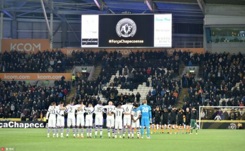 外媒曝C罗将为沙佩科捐300万欧 梅西捐500万