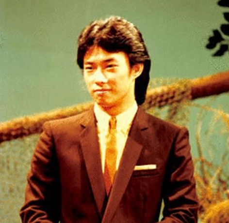 好听闽南语歌费玉清《甲人作伙》在线试听(附