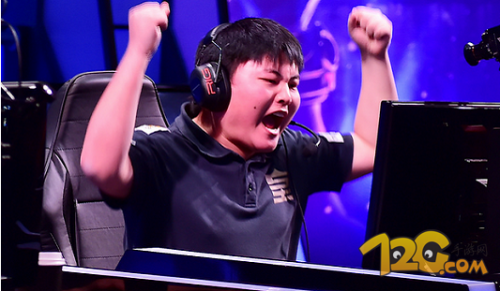 2016LOL全明星赛Uzi和法王争夺solo王比赛视