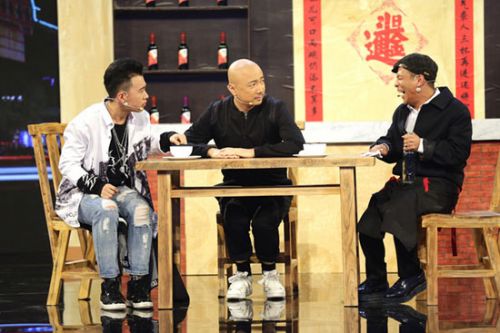 《食在囧途》徐峥郭麒麟变“父子” 宋小宝化解代沟危机-闽南网