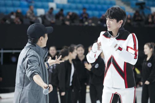 张艺谋综艺首秀遇挑战：从未遇到过这种经历