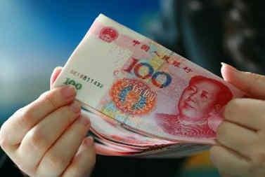 家庭收入分配图_2000年家庭收入(2)