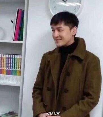 胡歌被曝去办美国签证 进修导演课程回国拍处