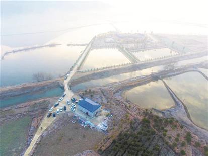 神秘建筑（红框中）鸟瞰图