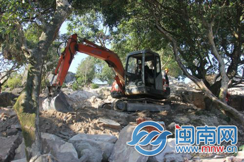 该观景平台工程处于荔枝海公园制高点