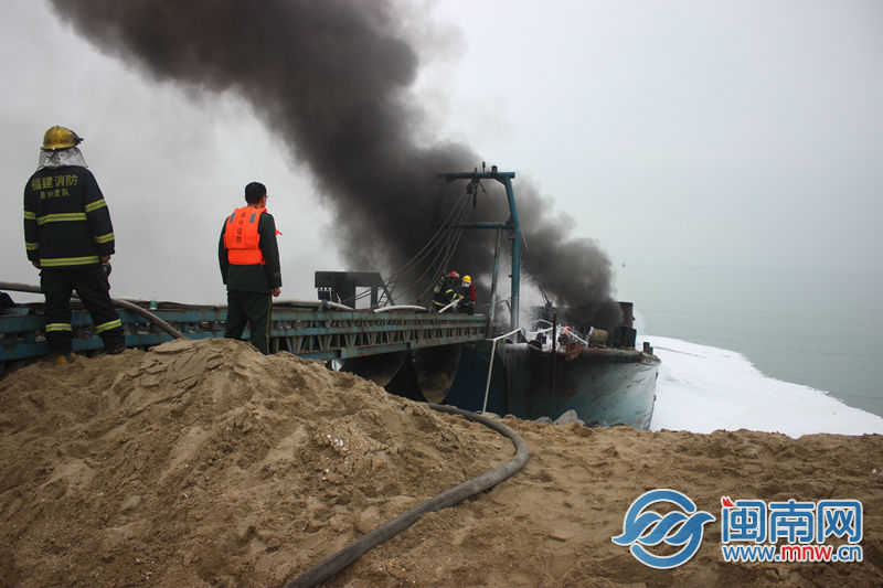 1487674561494087312.jpg 图为救助现场 (1).jpg