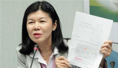 国民党主席选举：跑出女“黑马”潘维刚 影响未