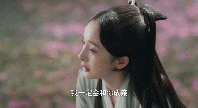 又到了七万年,擎仓又要出来搞事了,白浅跟夜华一起赶去若水旁,夜华用