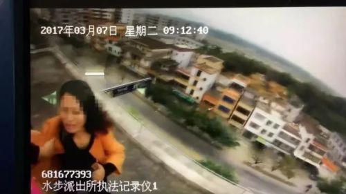 女子欲跳楼逼丈夫就范 被救后埋怨警察来得太快