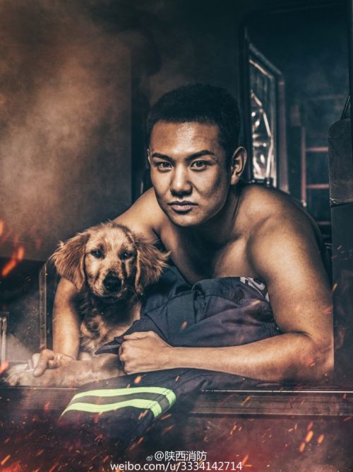 消防员台历曝光 日本网友：愿花钱购买