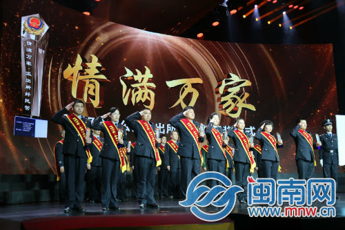 左一是张常亮.jpg