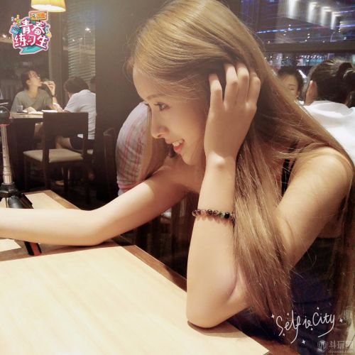 斗鱼《青春练习生》武汉站海选 小郭碧婷惊艳