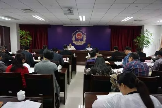 【建设国家卫生城市】中心市区大街小巷上有这样一群忙碌的身影