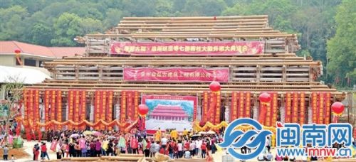 慈恩寺昨日升梁，千年古刹焕然一新