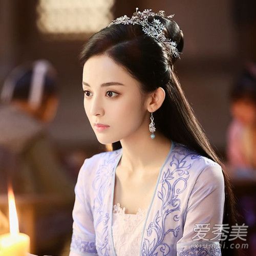 择天记徐有容古力娜扎耳环是什么牌子?