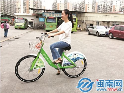 二期采用链条式公共自行车，更轻便、舒适