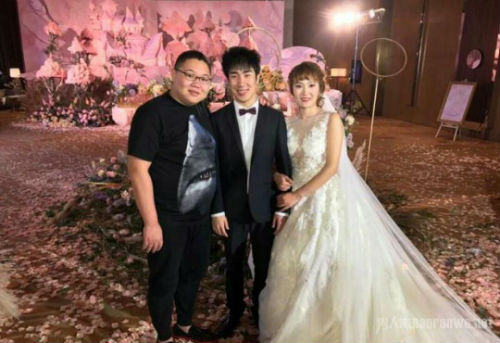 骚男时隔5年还妻子一个不一样的婚礼 骚男的妻子是谁