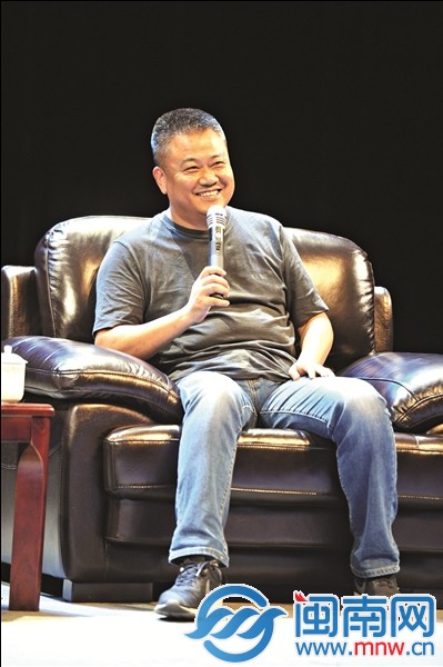 安徽人陈晓卿说起吃食，功力了得，谦称只是个“吃货”