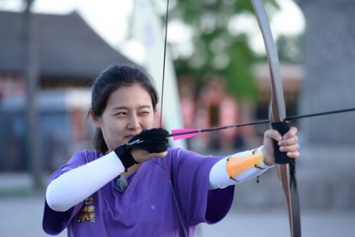 《减出2》门东毅成最帅消防员 李佳媛变神射手