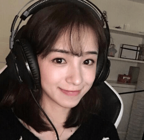 电竞田馥甄斗鱼周二珂欲复出重回直播界