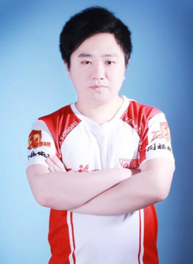 炉石传说中华毅力帝和雪兔分手原因 大帝退圈