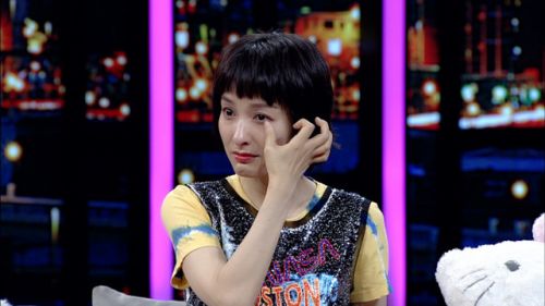 吴昕回忆"快本"辛酸经历 回应与潘玮柏的关系图片