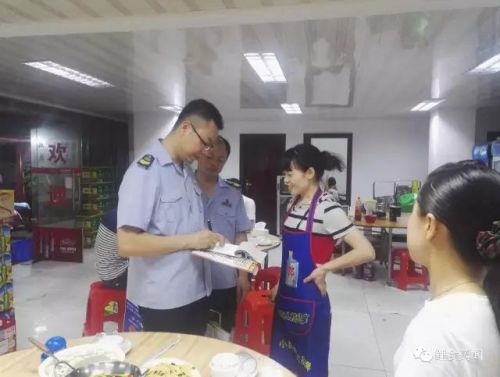 鲤城食药监局：创卫进行时 · 我们一直在路上！