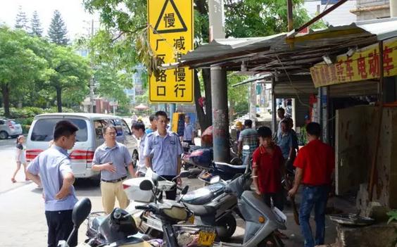 洛江多部门联合整治双阳街道占道经营、私搭乱建等现象