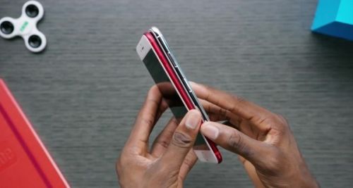 iPhone8模型机曝光:外观毫无悬念