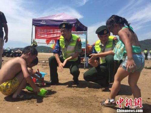 浙江公安为“国际旅游岛”保驾 替“海上花园城”护航