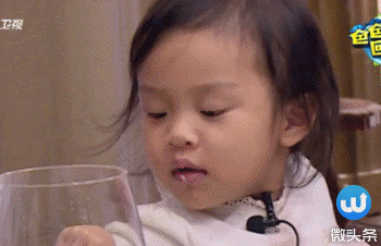 甜馨现身 小可爱表情包大王是