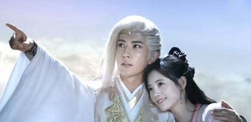 7_20170810100830_p697b.png 《轩辕剑之汉之云》暮云喜欢谁:暮云会和耶亚希在一起了吗(三)