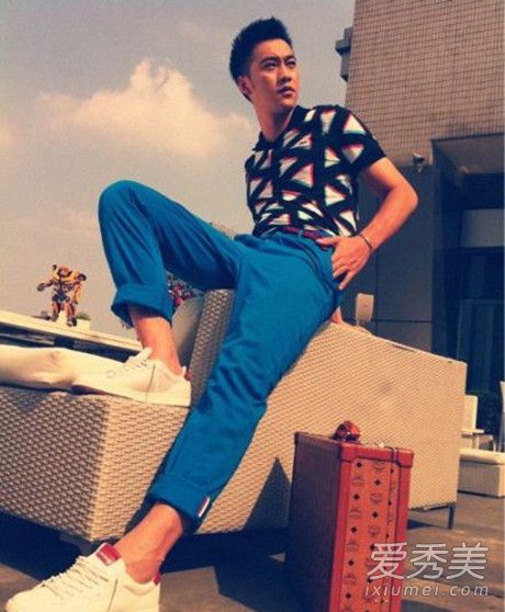 电视剧《异地恋》泰飞是谁演的?深扒毛方圆个人资料家庭背景