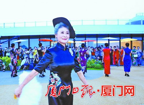 “哈雷奶奶”。(郑伟明 摄）