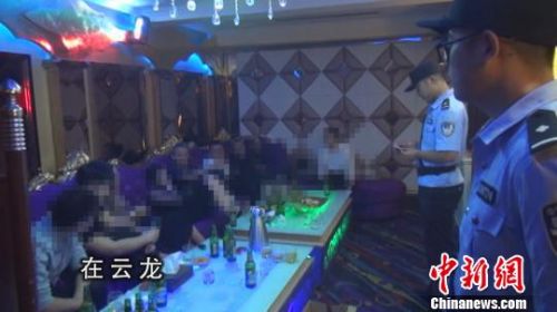 知情人士	：万达引入600亿投资未设立对赌协议