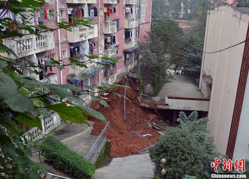 U86P4T426D139765F16470DT20121015155220