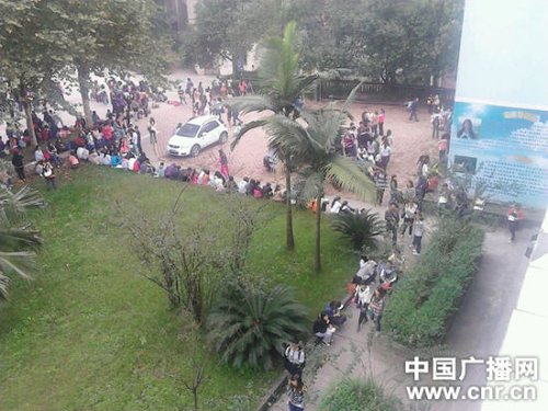 00219b69ab3111e61ee003