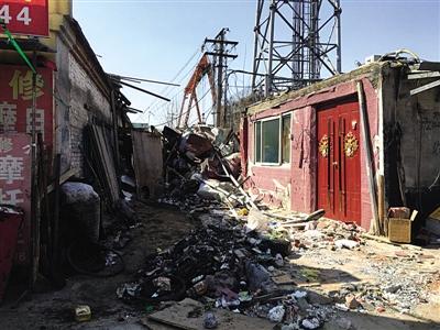 超市东面违建已被拆除，该地前日发生伤人事件