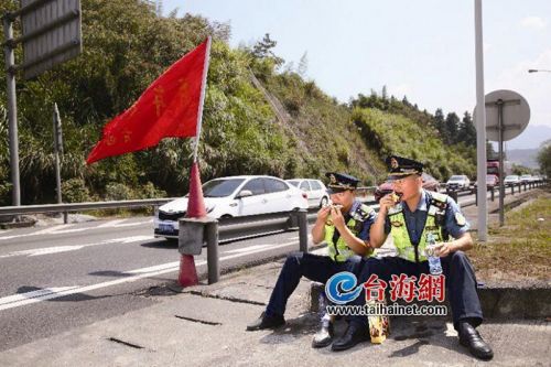 收入证明_高速交警收入