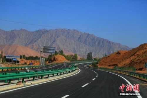 揭秘世界最高海拔高速公路隧道：小火炉破世界难题