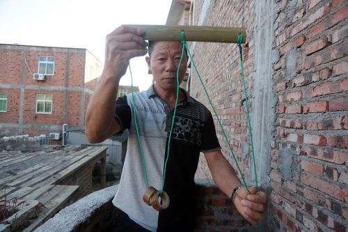 兩個竹環(huán)分處兩處繩圈2