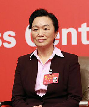 福建省环保厅厅长朱华：坚持绿水青山就是金山银山这一理念，大力推进生态文明建设。