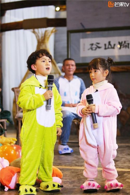 《宝贝的新朋友》谢贤KTV歌单曝光 李庆誉高